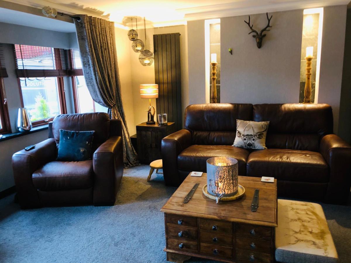 Tranquil Accommodation In A Great Location. Lanark Eksteriør billede